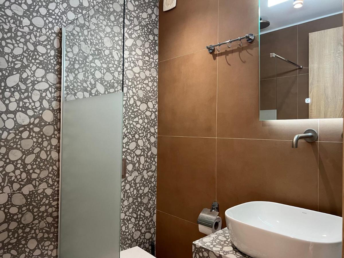 Elenasrooms Kallithea  Ngoại thất bức ảnh
